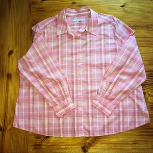 Foxcroft wrinkle free pink plaid button up shirt